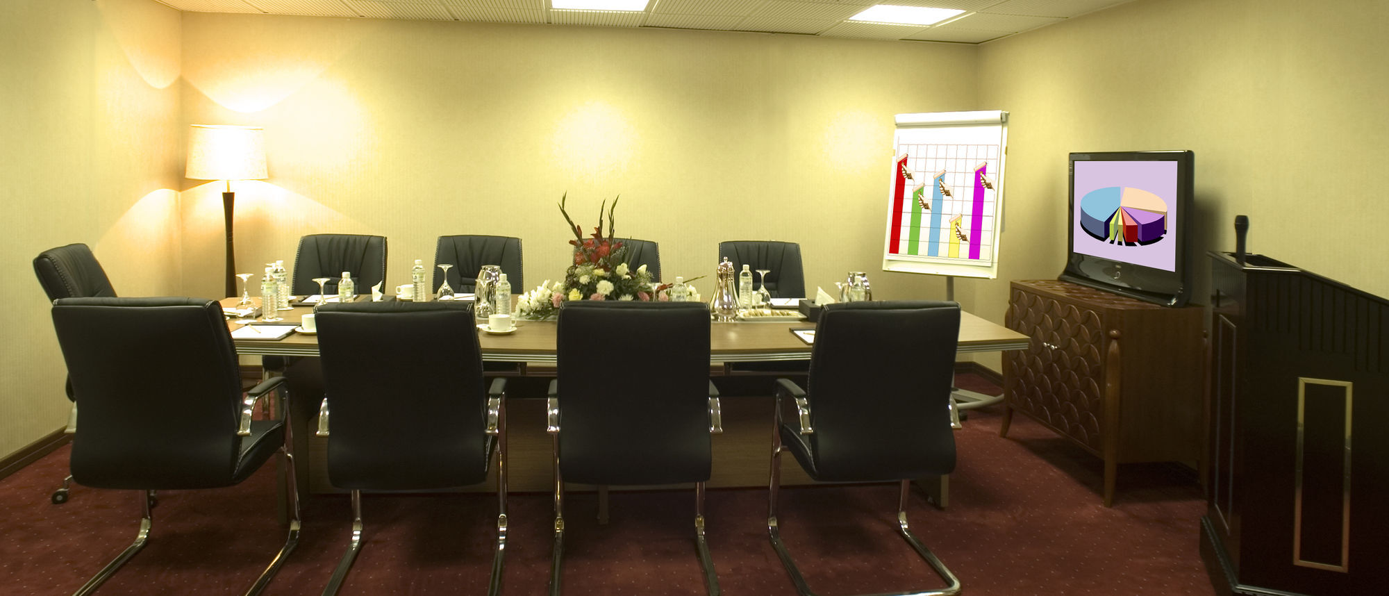 Shaza Regency Plaza Al Madinah Hotel Medina Ngoại thất bức ảnh A meeting room
